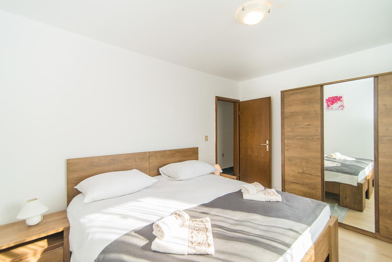 Apartments Dino Porec Ngoại thất bức ảnh