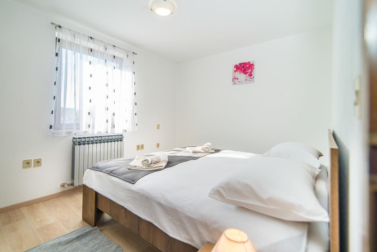 Apartments Dino Porec Ngoại thất bức ảnh