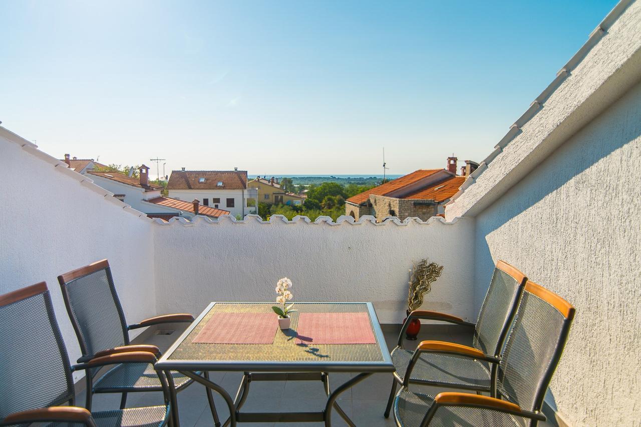 Apartments Dino Porec Ngoại thất bức ảnh