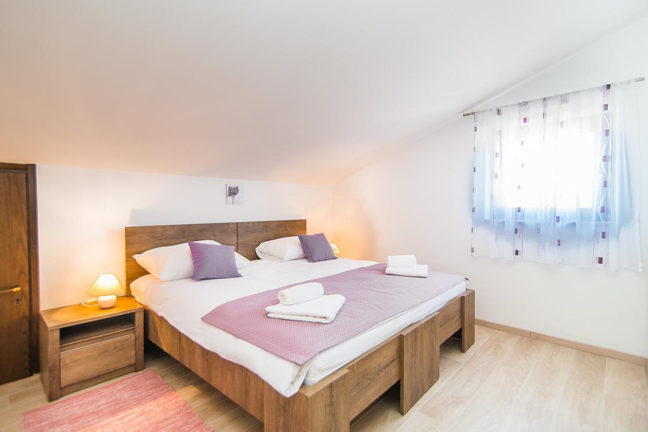 Apartments Dino Porec Ngoại thất bức ảnh