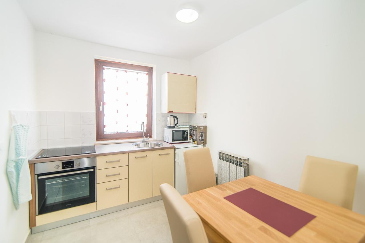 Apartments Dino Porec Ngoại thất bức ảnh