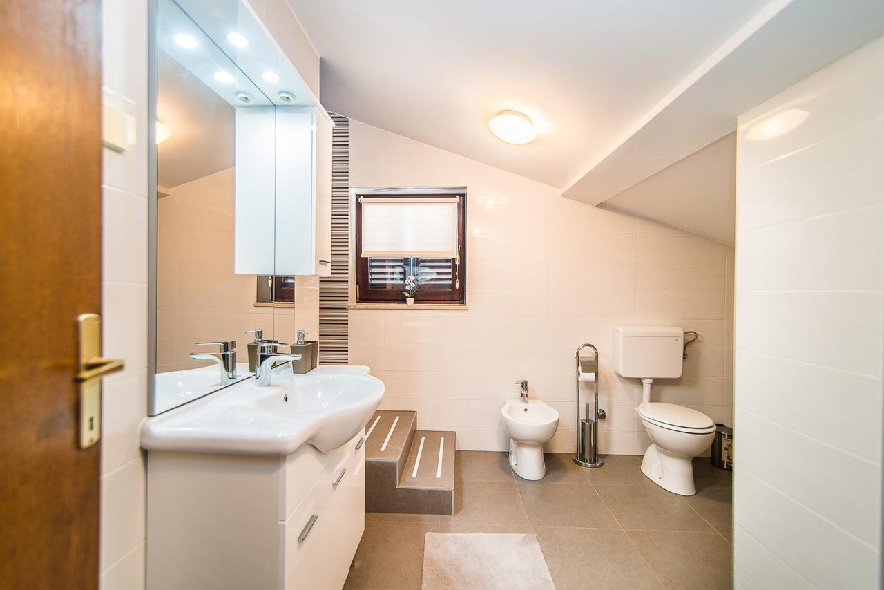 Apartments Dino Porec Ngoại thất bức ảnh