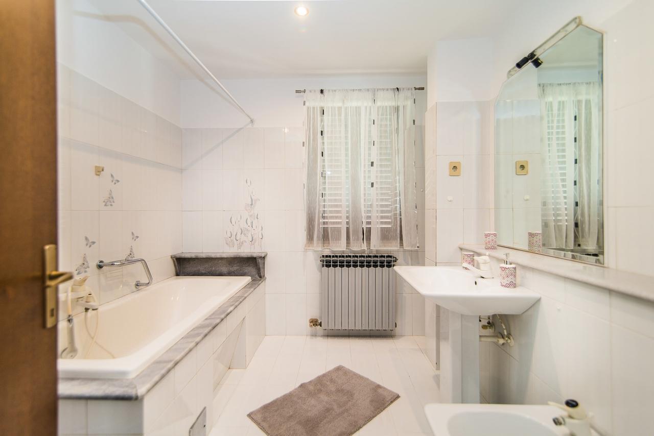 Apartments Dino Porec Ngoại thất bức ảnh